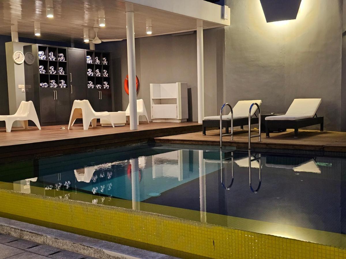 Chill Hotel Seminyak Luaran gambar